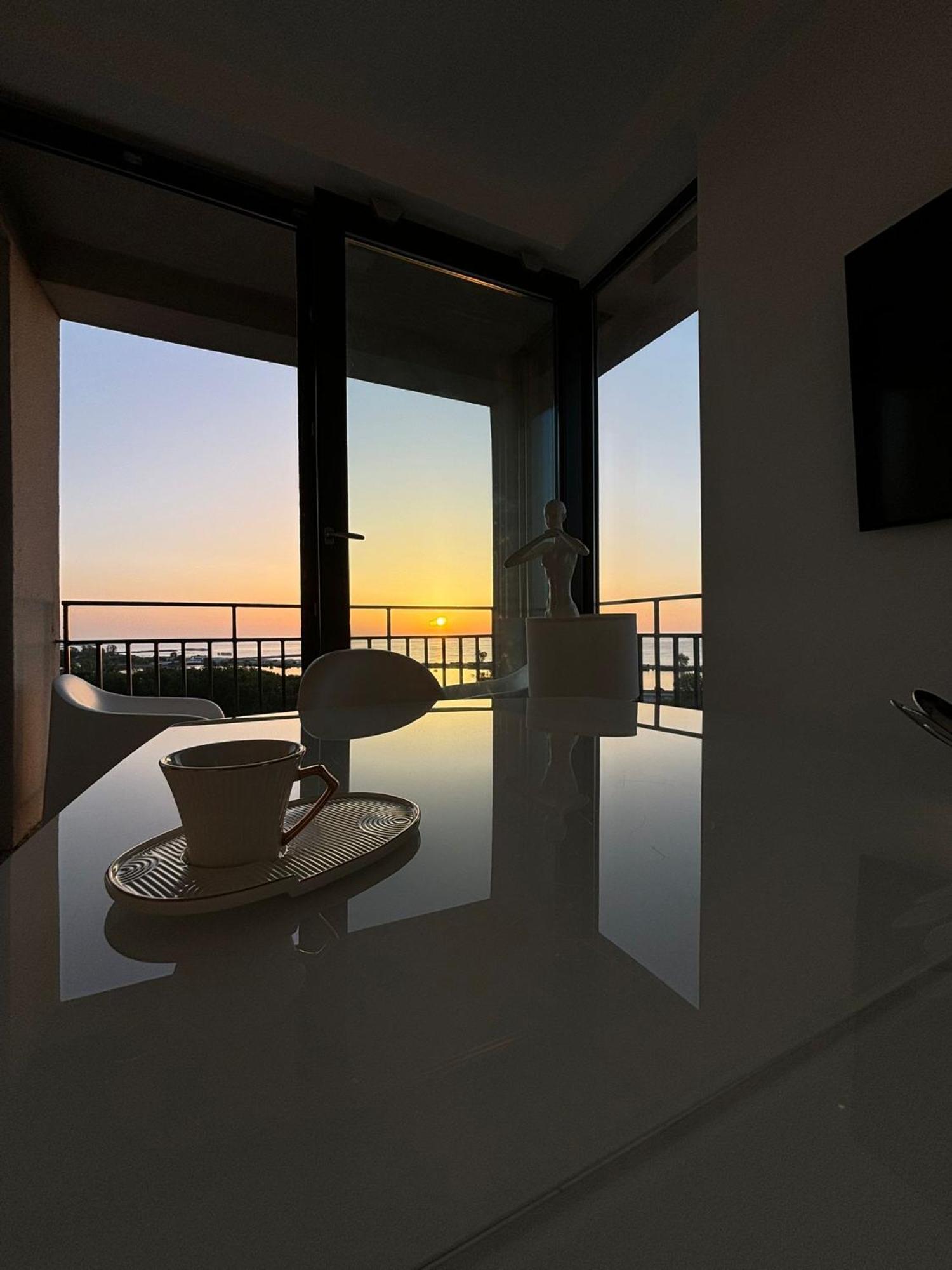 Donna Alba Seaview Penthouse, Casa Ta De Pe Plaja Apartment Neptun Exterior photo